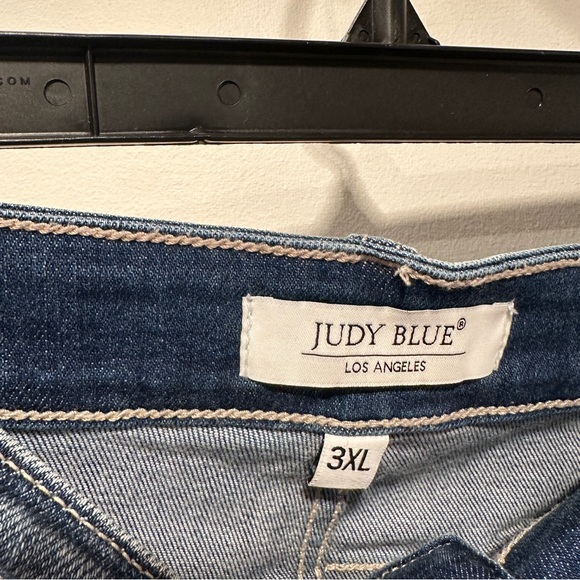 Judy Blue - Blue Jean Shorts with Distressed Look - Worn Once 3X - Picture 4 of 9